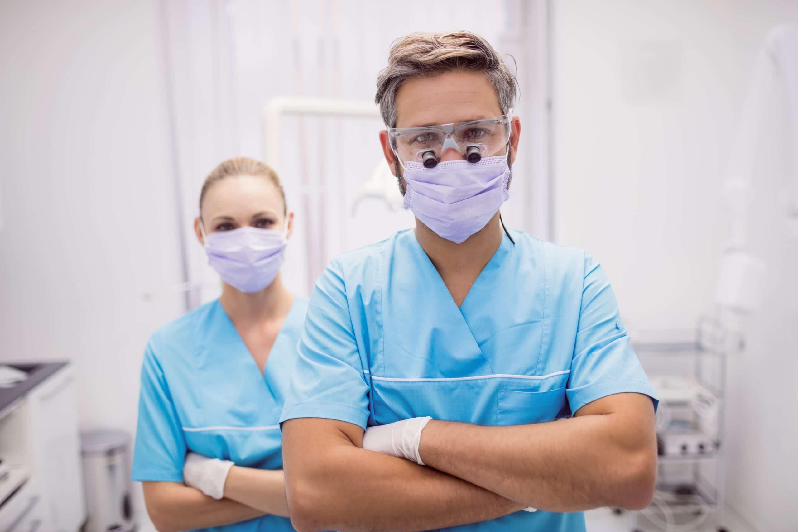 Salaire Orthodondiste : Diplôme d’études, salaire orthodontiste ou chirurgien-dentiste pour les soins des dents ?