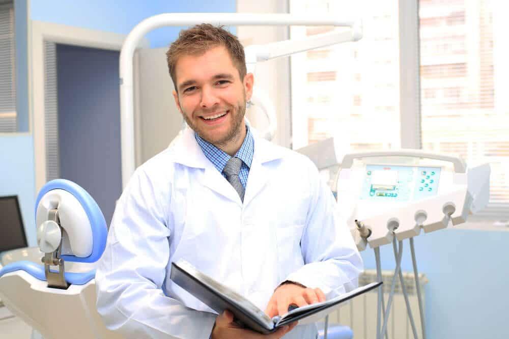 Salaire d’un dentiste : Quel est le salaire d’un dentiste en France ?