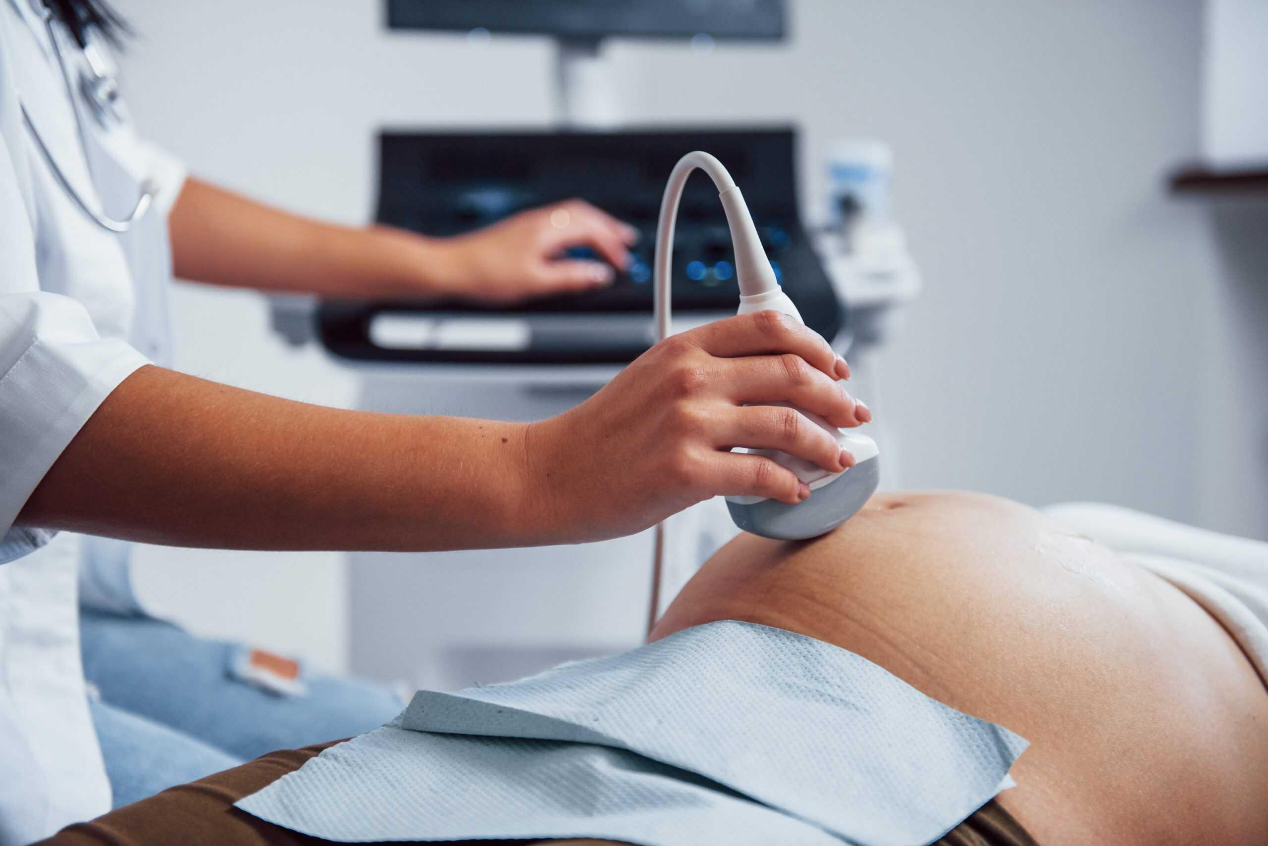 Quel est le prix d’une consultation chez un gynécologue en 2025 ?